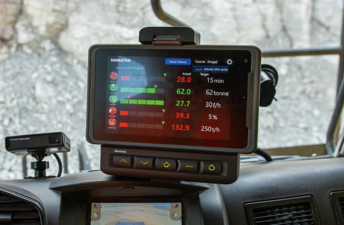 Komatsu unveils new guidance monitor for dump trucks | Industrial ...