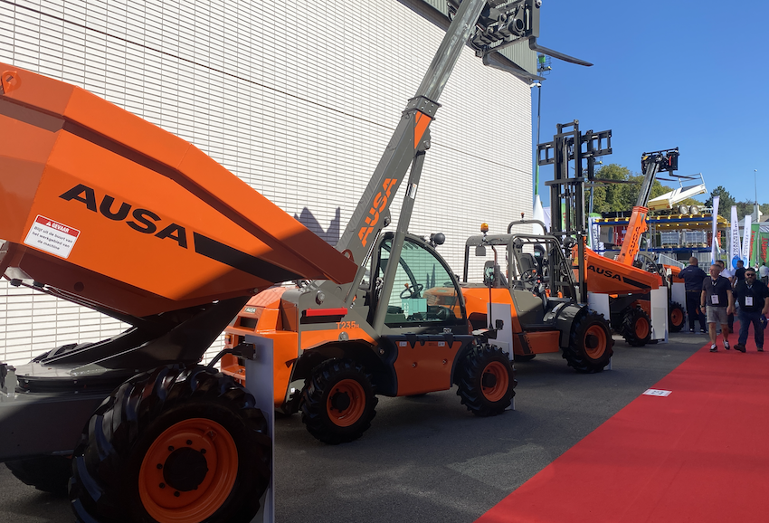 AUSA launches new two-tonne dumper at Matexpo